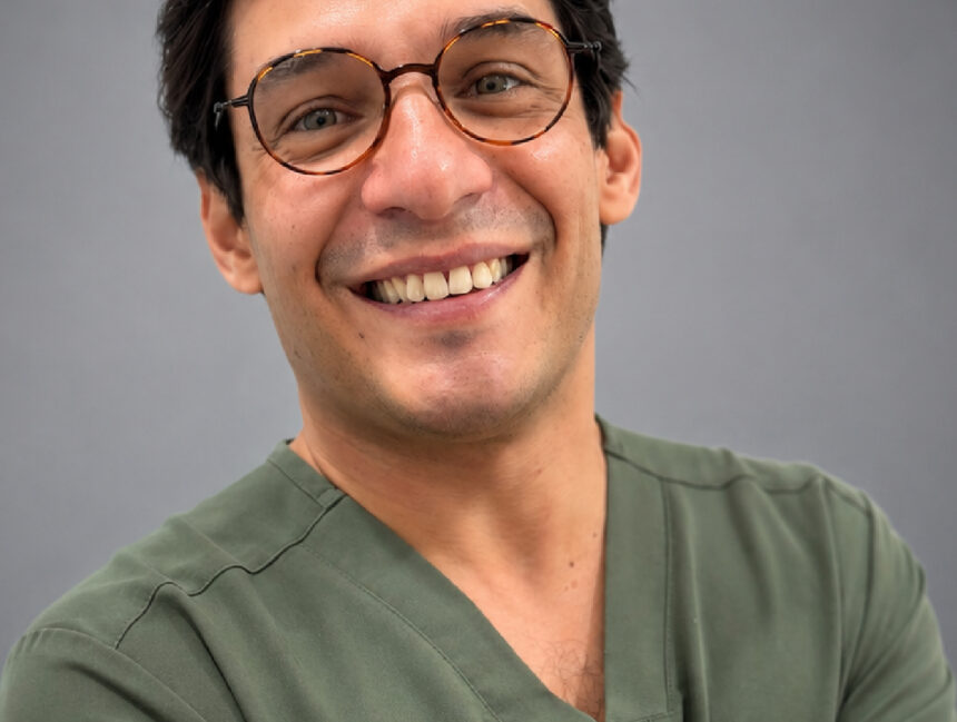 Dr. Alex Pacheco